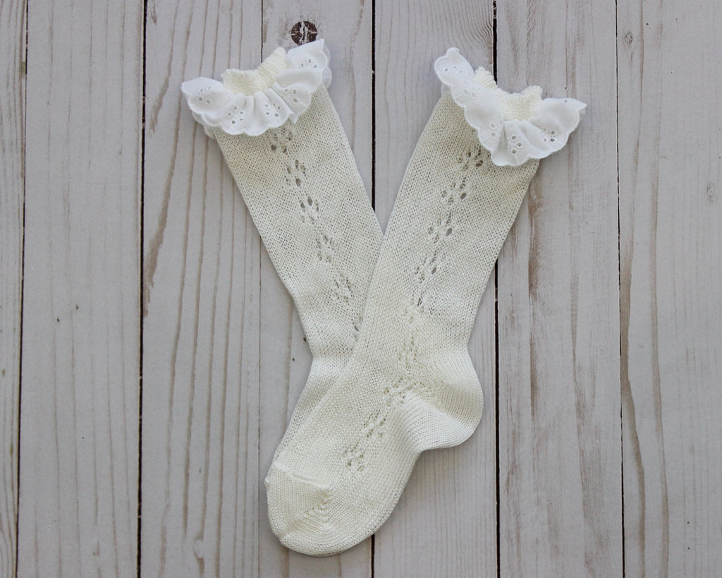 Traditional baby sox with frilled border lines