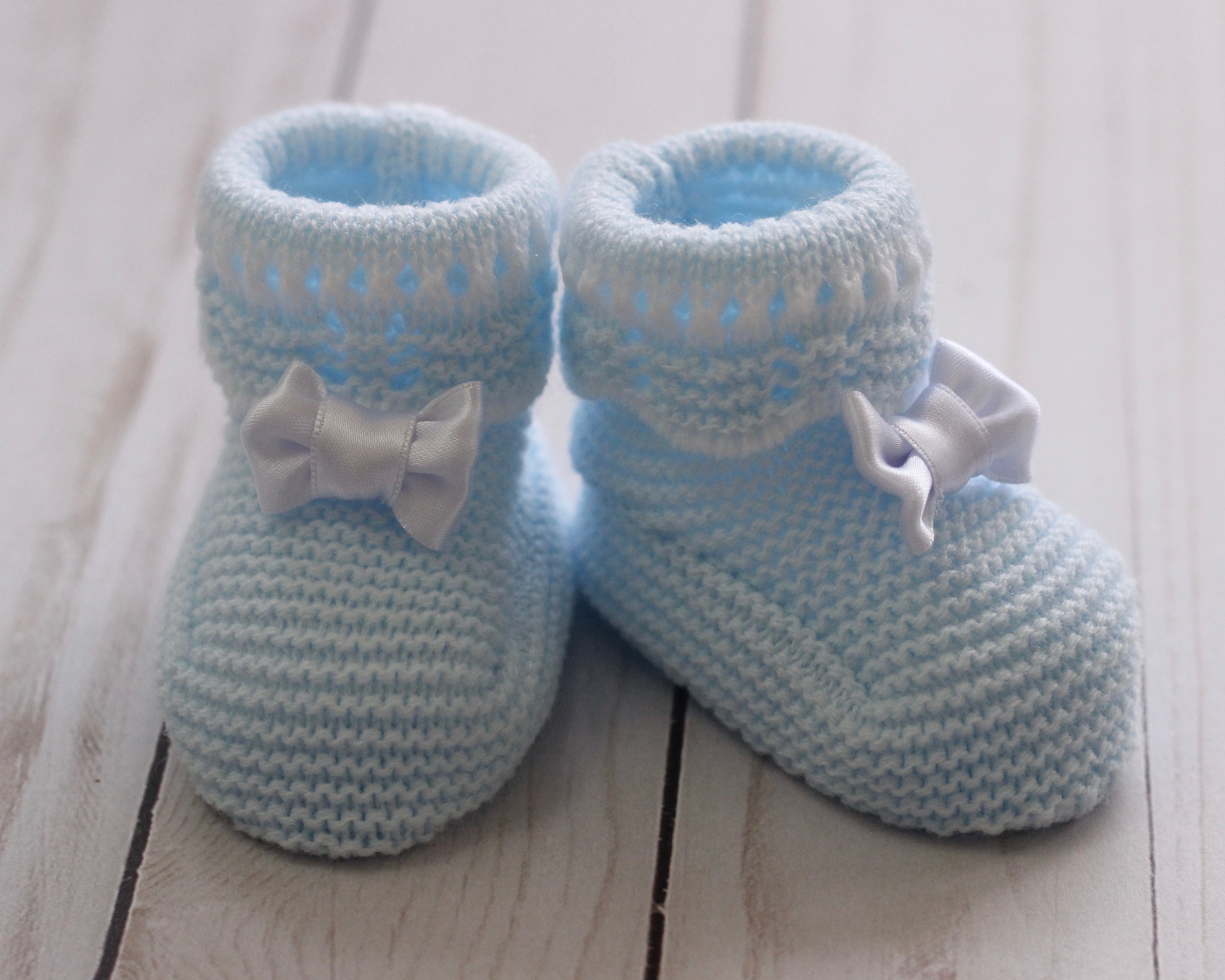 Knitted fashion baby booties