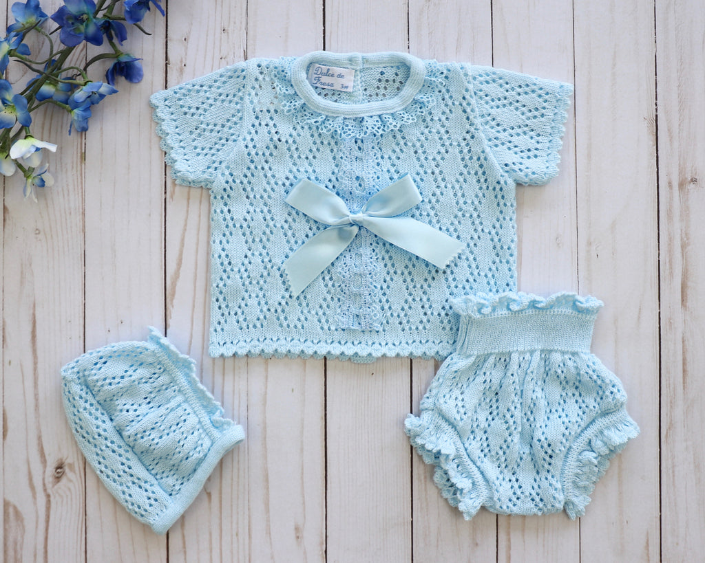 Perle set with bonnet and nappy cover
